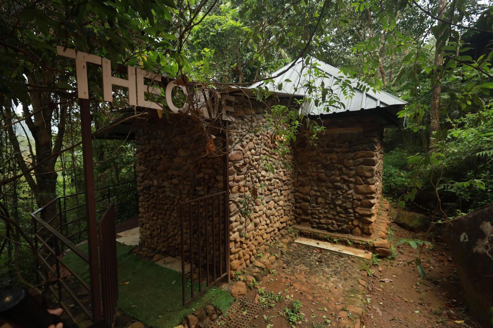 Holistic Stay Eco-Resort & Ayurvedic Retreat Paithalmala Exteriör bild
