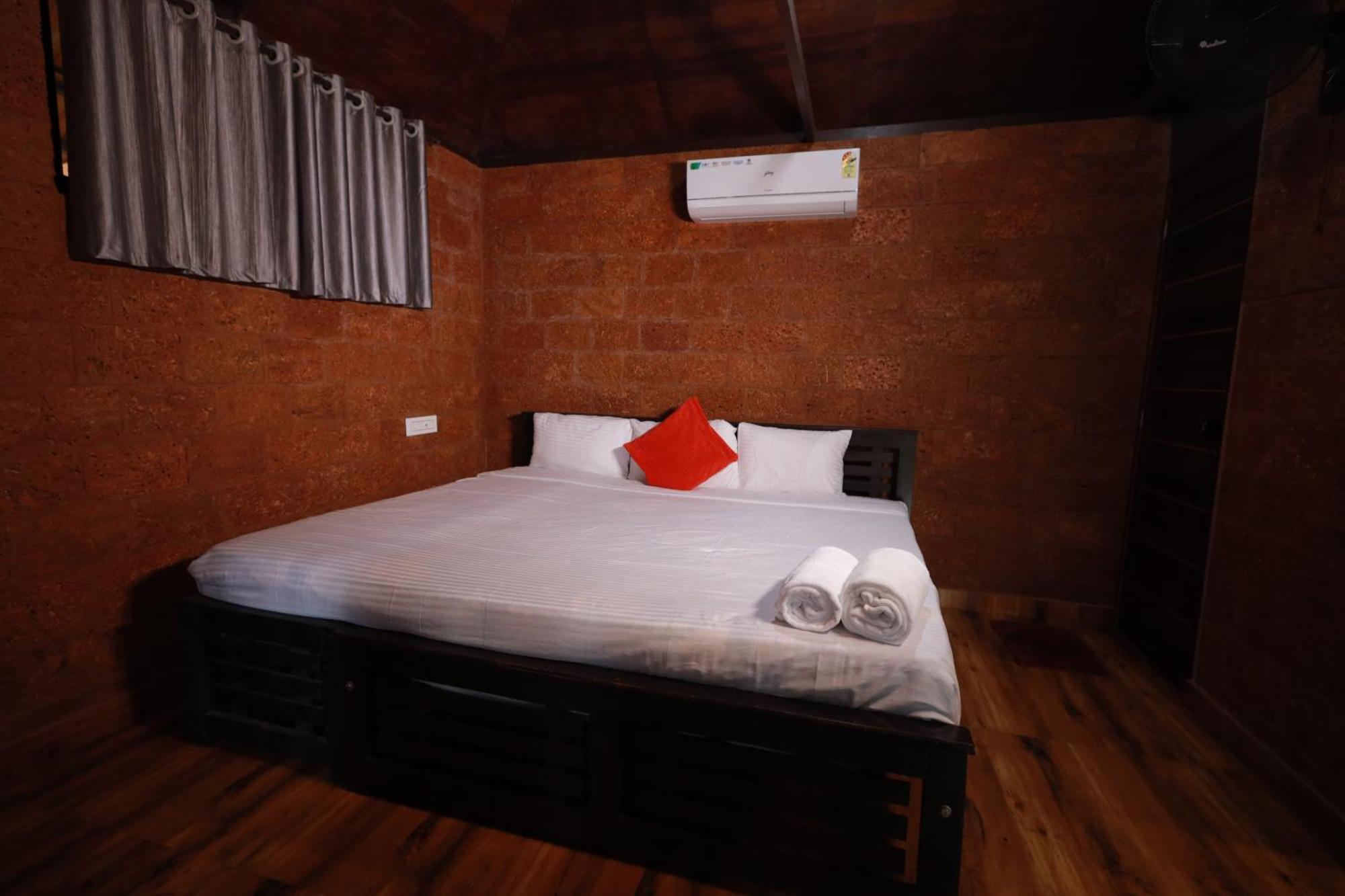 Holistic Stay Eco-Resort & Ayurvedic Retreat Paithalmala Exteriör bild